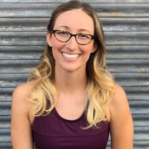 Meet your Posher, Cayce